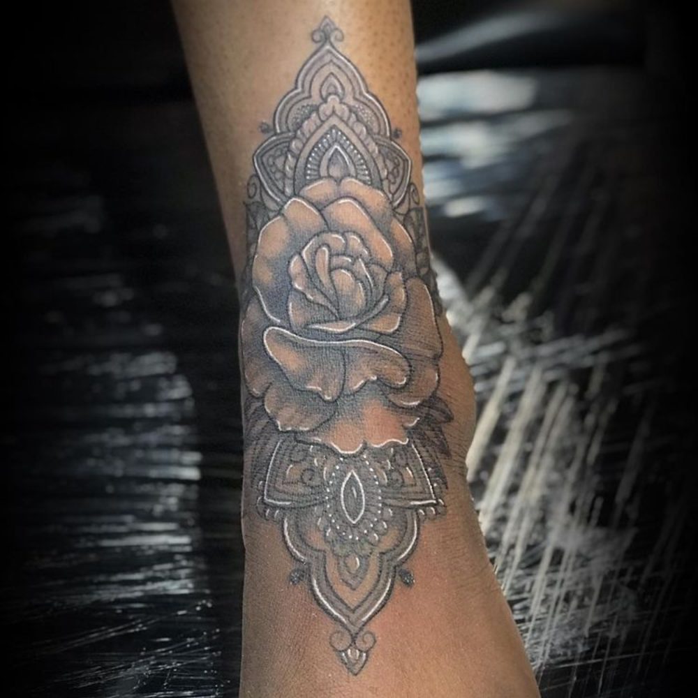 rose-ankle-tattoo