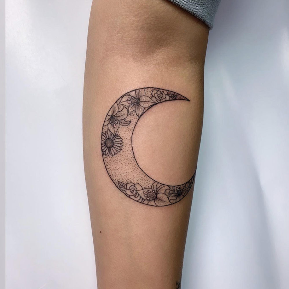 moon-arm-tattoo